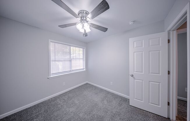 3 beds, 2.5 baths, 1,250 sqft, $1,850, Unit 18-44