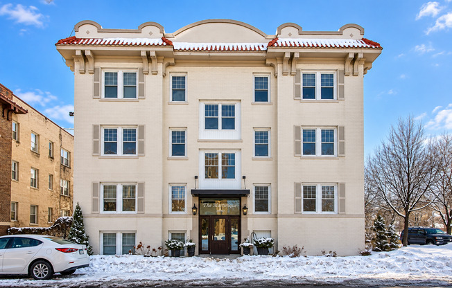 2880 James - The Martinique Apts