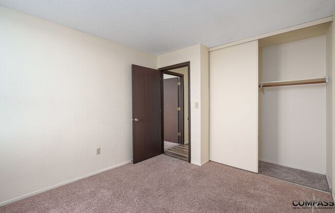 3 beds, 2 baths, 1,209 sqft, $1,295, Unit 2215-228