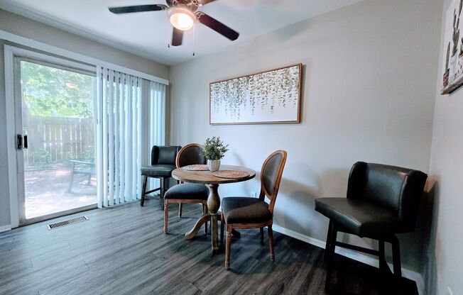 2 beds, 1.5 baths, 1,056 sqft, $2,099, Unit T-018
