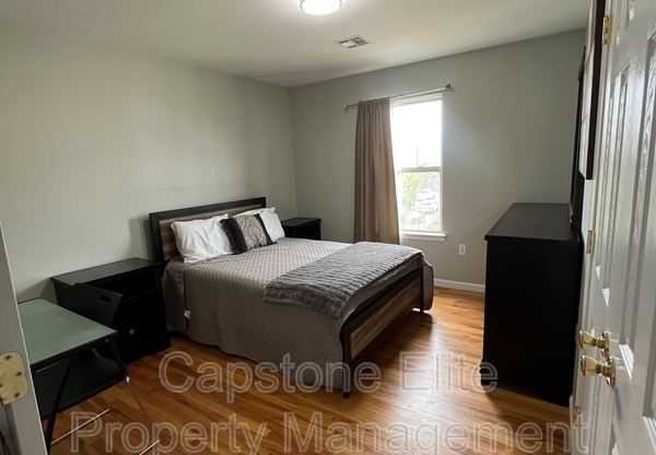 255-257 NJ Railroad Ave #2