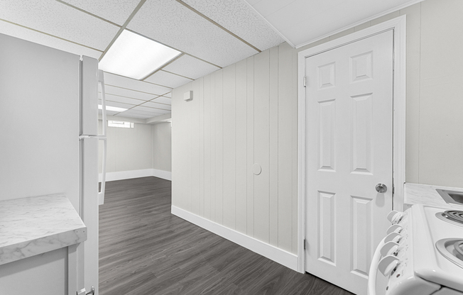 19162 Beech Daly Rd Apt 5