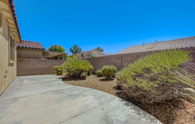 3 beds, 2 baths, $1,795
