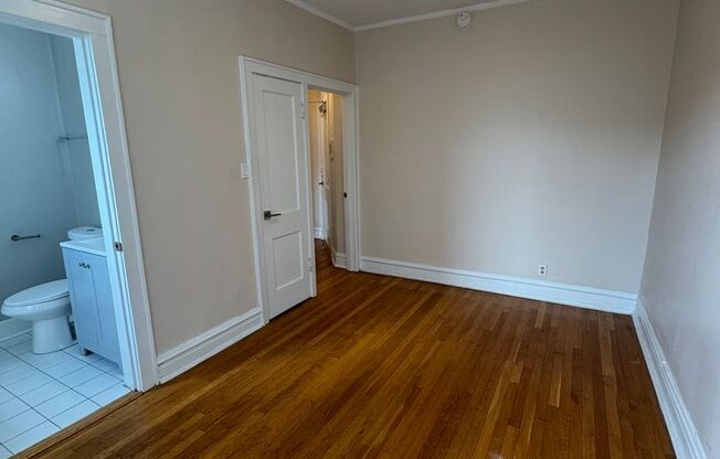 1 bed, 1 bath, 765 sqft, $1,395, Unit 615-3C