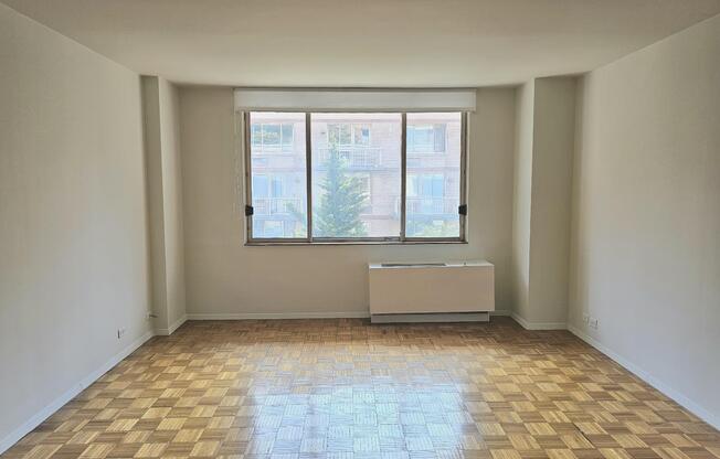 Studio, 1 bath, 407 sqft, $2,950, Unit 4-NN