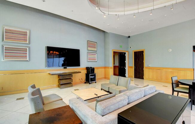 1 bed, 1.5 baths, $2,200