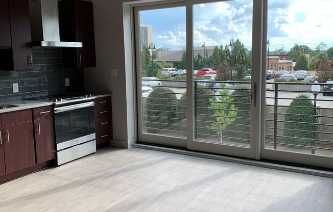 142 Social: Luxury 1 & 2 bedroom apartments with private outdoor space and covered, secured parking.