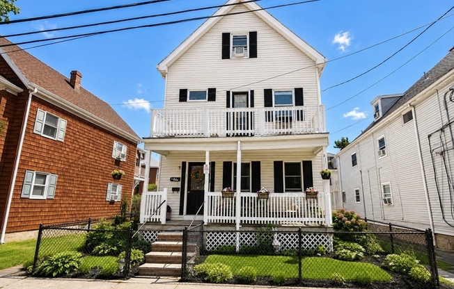 23 KNOWLTON ST