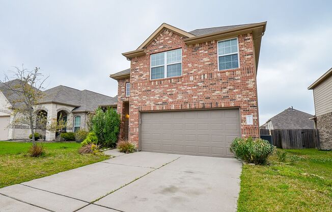 4 Bedrooms 2.5 Baths House for lease in Katy, Easy access to 99, I10.
