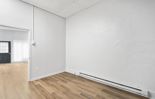 1 bed, 1 bath, 800 sqft, $649, Unit 104 S McDonald St
