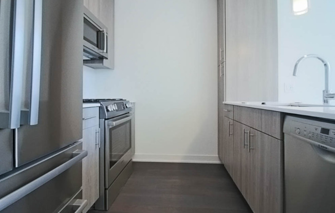 485 N PARK