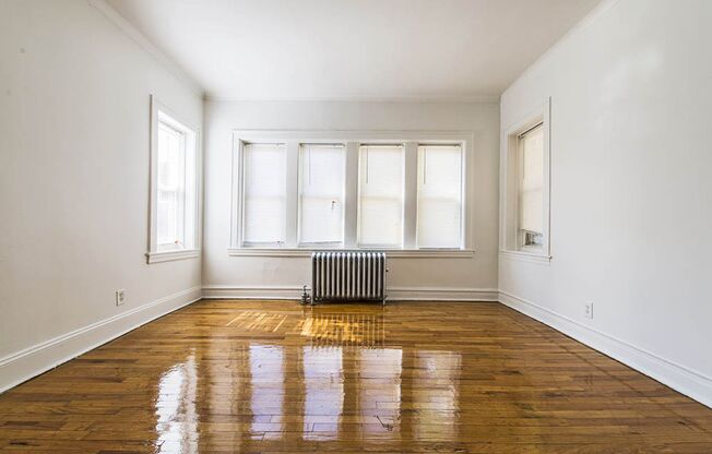6356 S Francisco