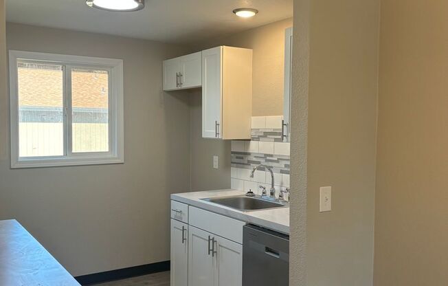 1 bed, 1 bath, 750 sqft, $1,345, Unit 1895F