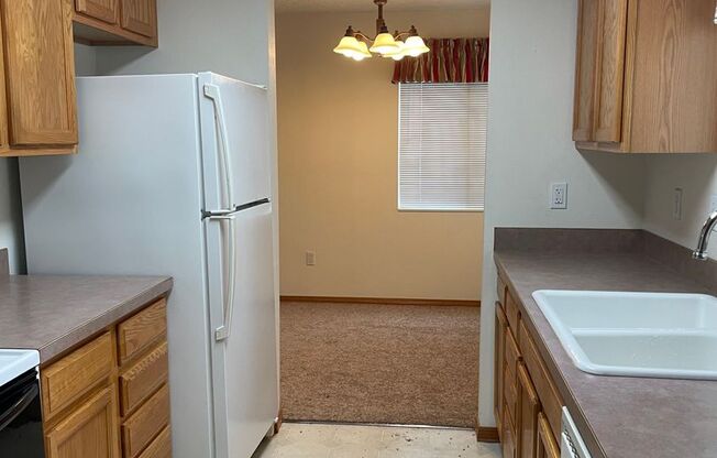 1 bed, 1 bath, 1,200 sqft, $1,495, Unit 415