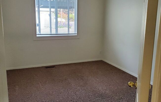Quail Apartments