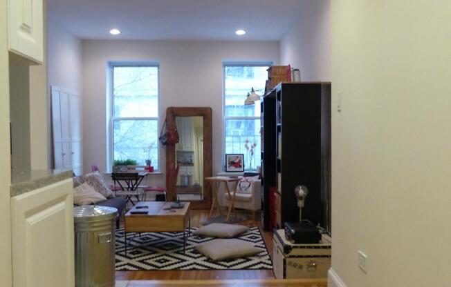 143 W 69 ST