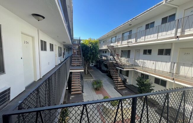 1 bed, 1 bath, 624 sqft, $1,895, Unit 204