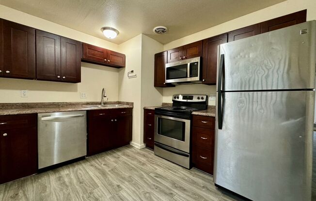 2 beds, 1 bath, $1,599