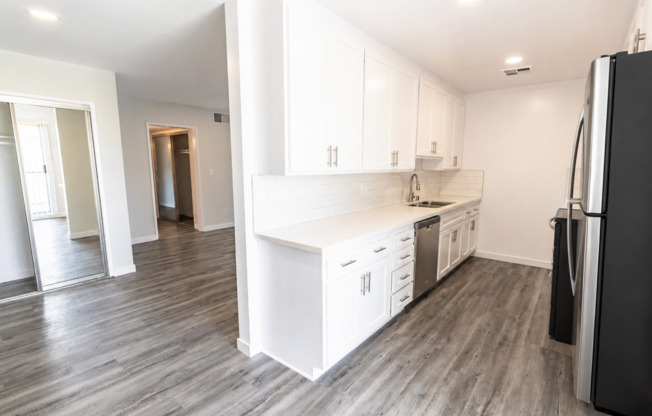 3 beds, 2 baths, 1,195 sqft, $3,898, Unit 401