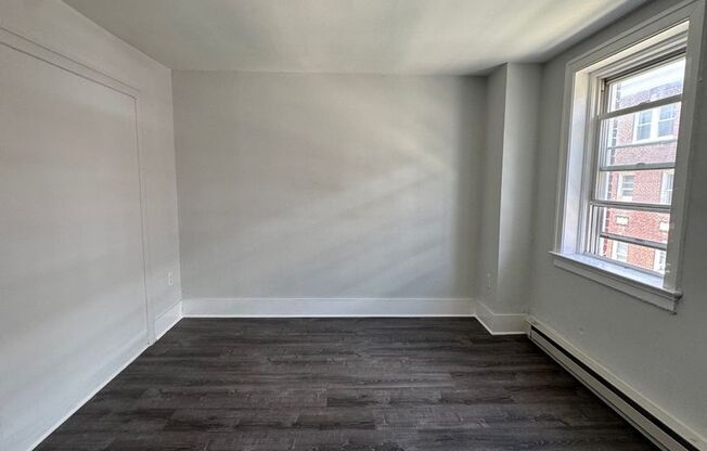 1 bed, 1 bath, 500 sqft, $925, Unit B-02
