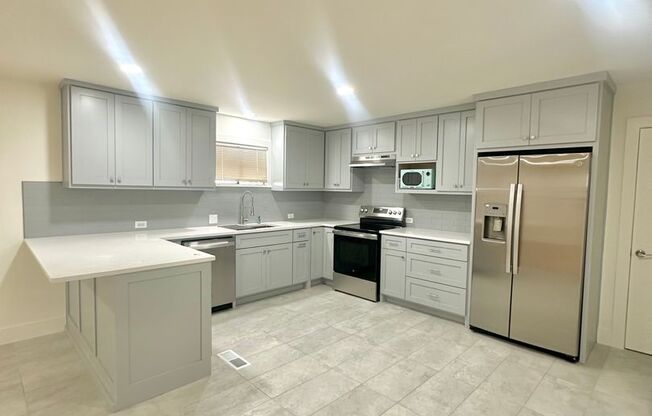 1 bed, 1 bath, $1,500, Unit B