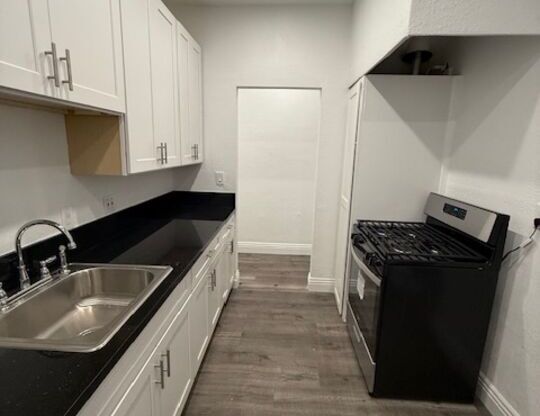 1 bed, 1 bath, $1,795, Unit A