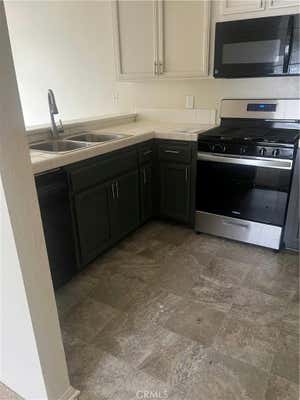 2 beds, 2 baths, 961 sqft, $2,795