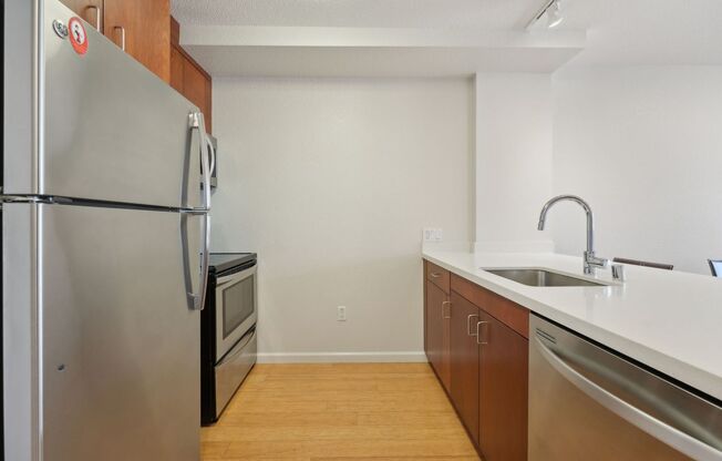 2 beds, 2 baths, 796 sqft, $4,195, Unit 412