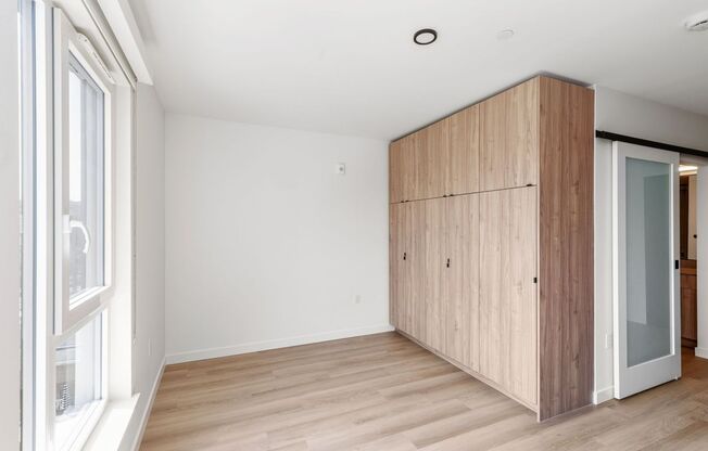 Studio, 1 bath, 306 sqft, $1,578, Unit 226