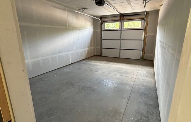 1 bed, 1 bath, 805 sqft, $1,295, Unit 701 APT 108 (Lower)