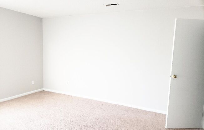 2 beds, 2 baths, 1,100 sqft, $1,295, Unit 1600-311