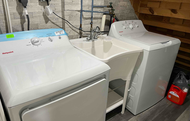 8110 LOCH RAVEN BLVD