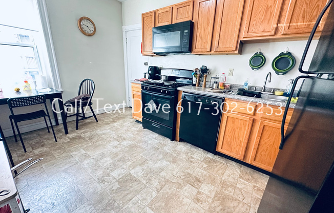 1126 COMMONWEALTH AVE