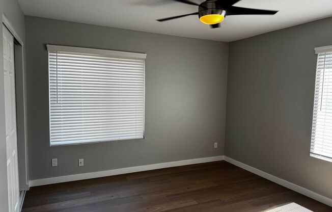 1 bed, 1 bath, 704 sqft, $2,330, Unit 657