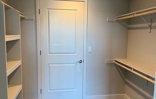 1 bed, 1 bath, 819 sqft, $3,995, Unit 411
