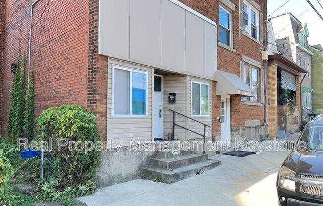 1245 CHARTIERS AVE