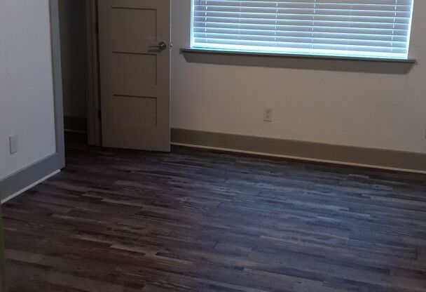 2 beds, 2 baths, $1,695, Unit # 209