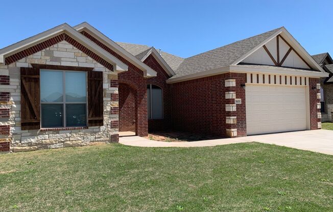 4 Bed 2 Bath Frenship ISD Move in Ready!