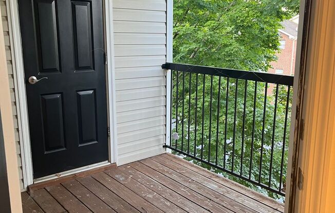 2 beds, 2 baths, 1,121 sqft, $1,595, Unit 1415