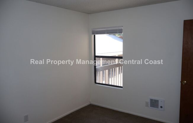 2 beds, 1 bath, $2,300, Unit # 8