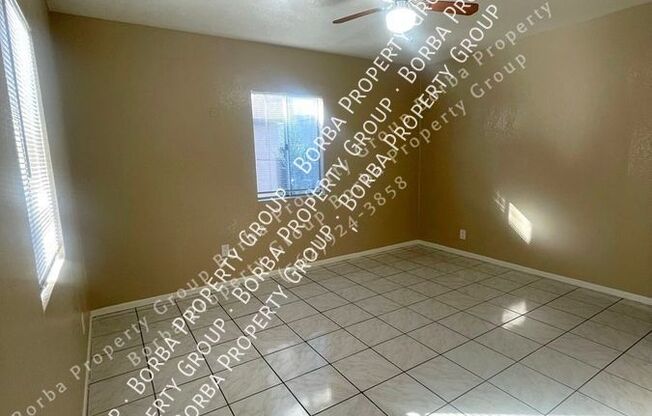 1555 LINDEN AVE