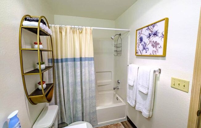 2 beds, 1.5 baths, 900 sqft, $1,585, Unit 3771