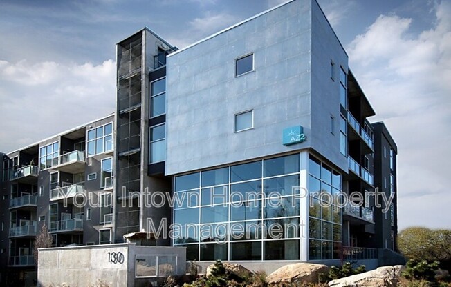 130 ARIZONA AVE NE