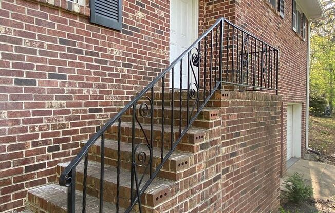 Welcome to 1009 Springview St, Birmingham, AL!