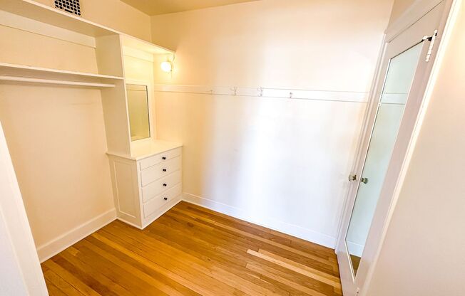 Studio, 1 bath, 456 sqft, $1,595, Unit 202