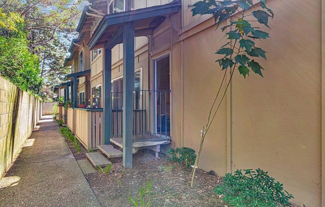 335 HALF MOON LN