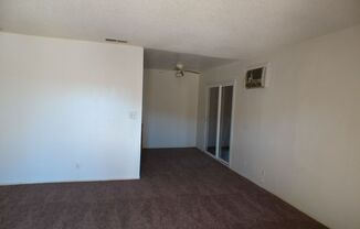 2 beds, 1 bath, $1,200