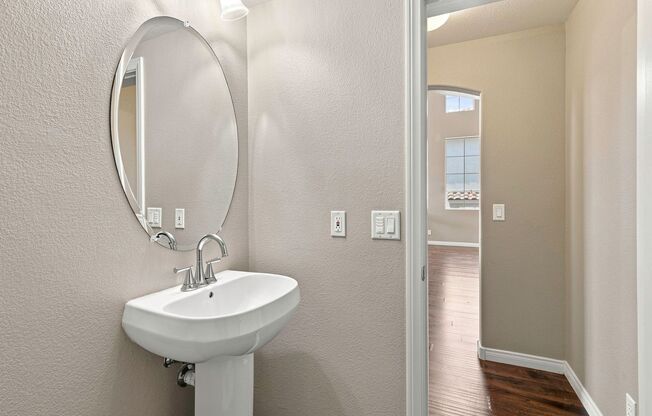 5 beds, 3.5 baths, $3,950