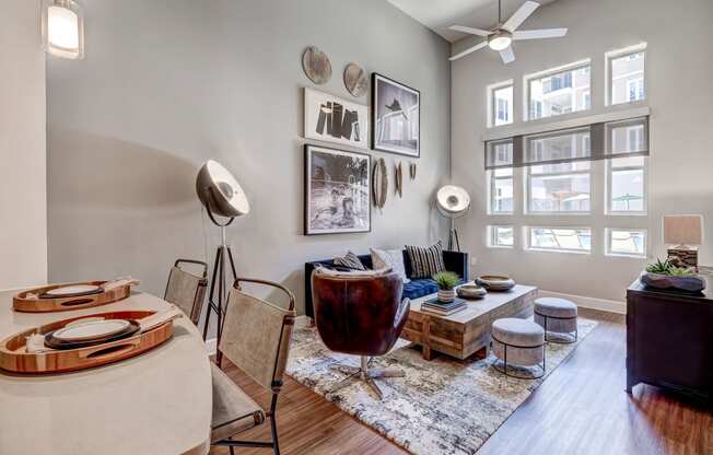 Waterford Market Apartments living room with tall ceilings, ceilings fan and good lighting Apartments near Dallas, TX