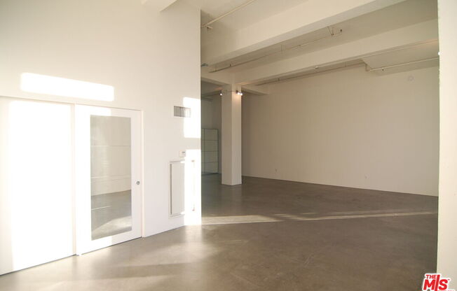 1 bed, 1 bath, 1,190 sqft, $3,200, Unit 310
